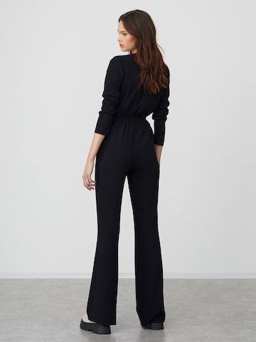 Tuta jumpsuit 'Beyza' di LeGer by Lena Gercke in nero