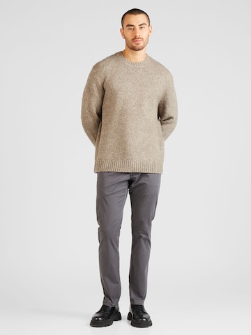 s.Oliver Slim fit Chino trousers in Grey