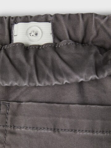 NAME IT Regular Shorts 'Ryan' in Grau