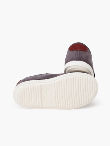 Sneaker di Pisamonas in grigio