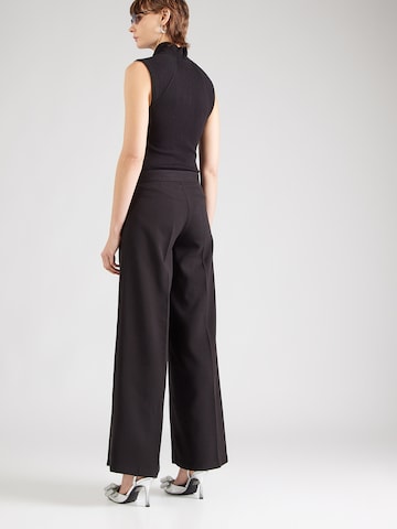 WEEKDAY Широки крачоли Панталон с ръб 'Dione' в черно