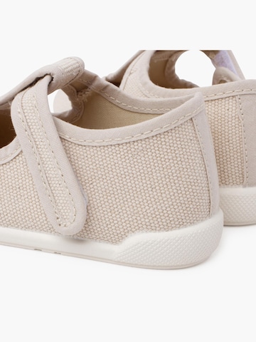 Chaussure basse Pisamonas en beige