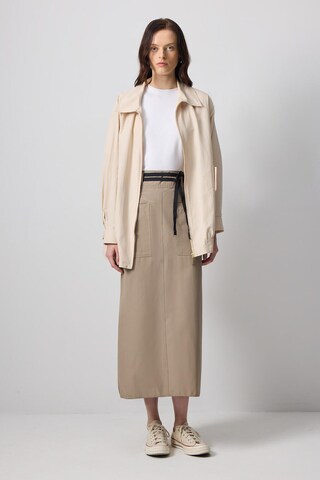 Touche Prive Skirt in Beige
