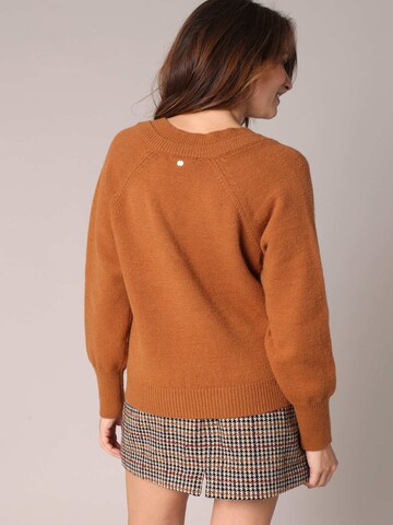 Pull-over 'BERILDE' Deeluxe en marron
