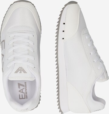 EA7 Emporio Armani Sneakers in White