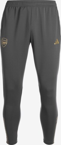 Slimfit Pantaloni sportivi 'Arsenal Tiro 23' di ADIDAS PERFORMANCE in grigio: frontale