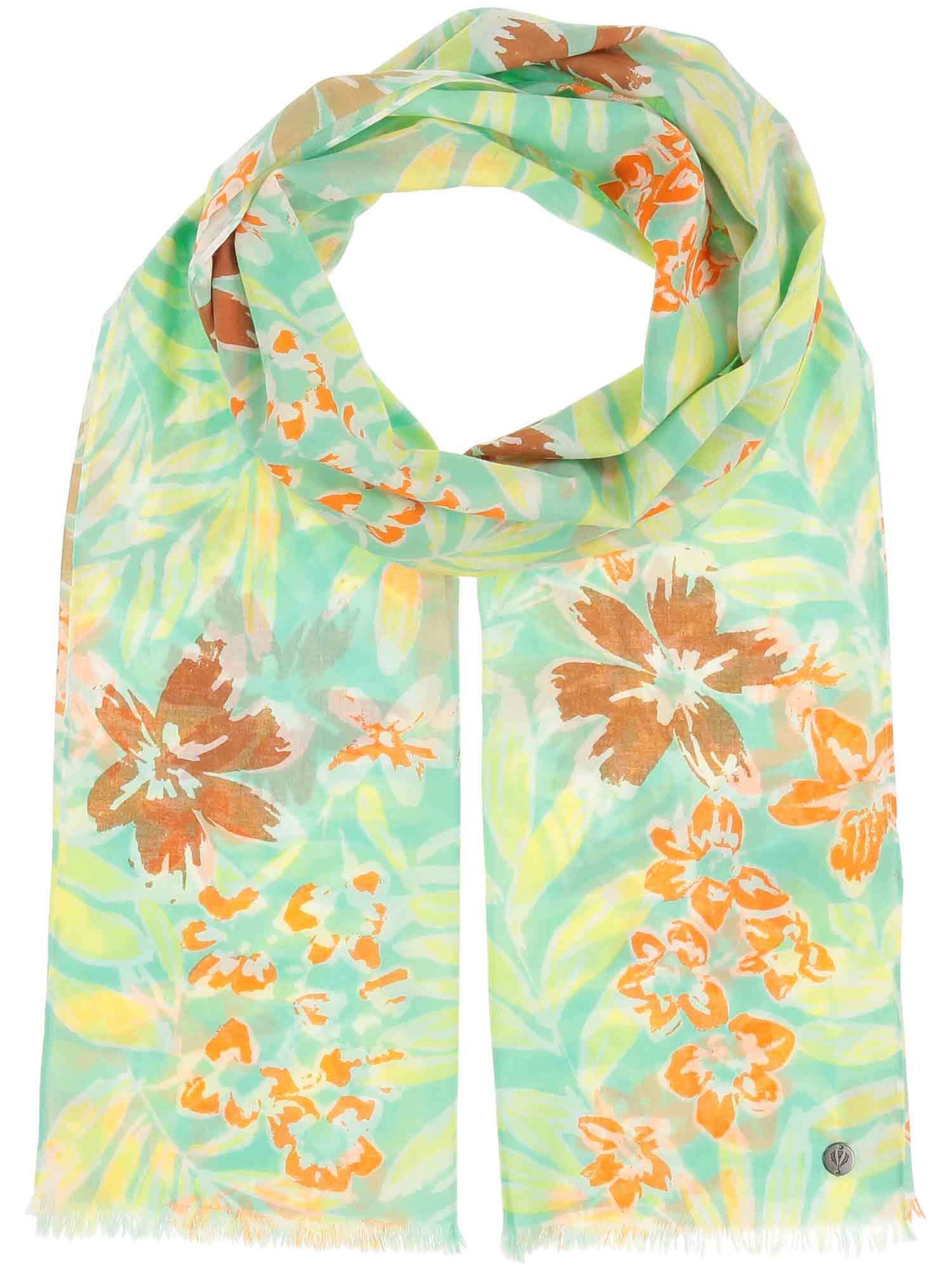 FRAAS Scarf in Green: front