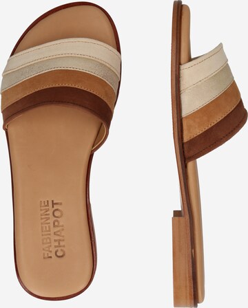 Fabienne Chapot - Zapatos abiertos en beige