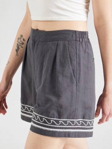 SCOTCH & SODA Regular Shorts 'Palm' in Grau