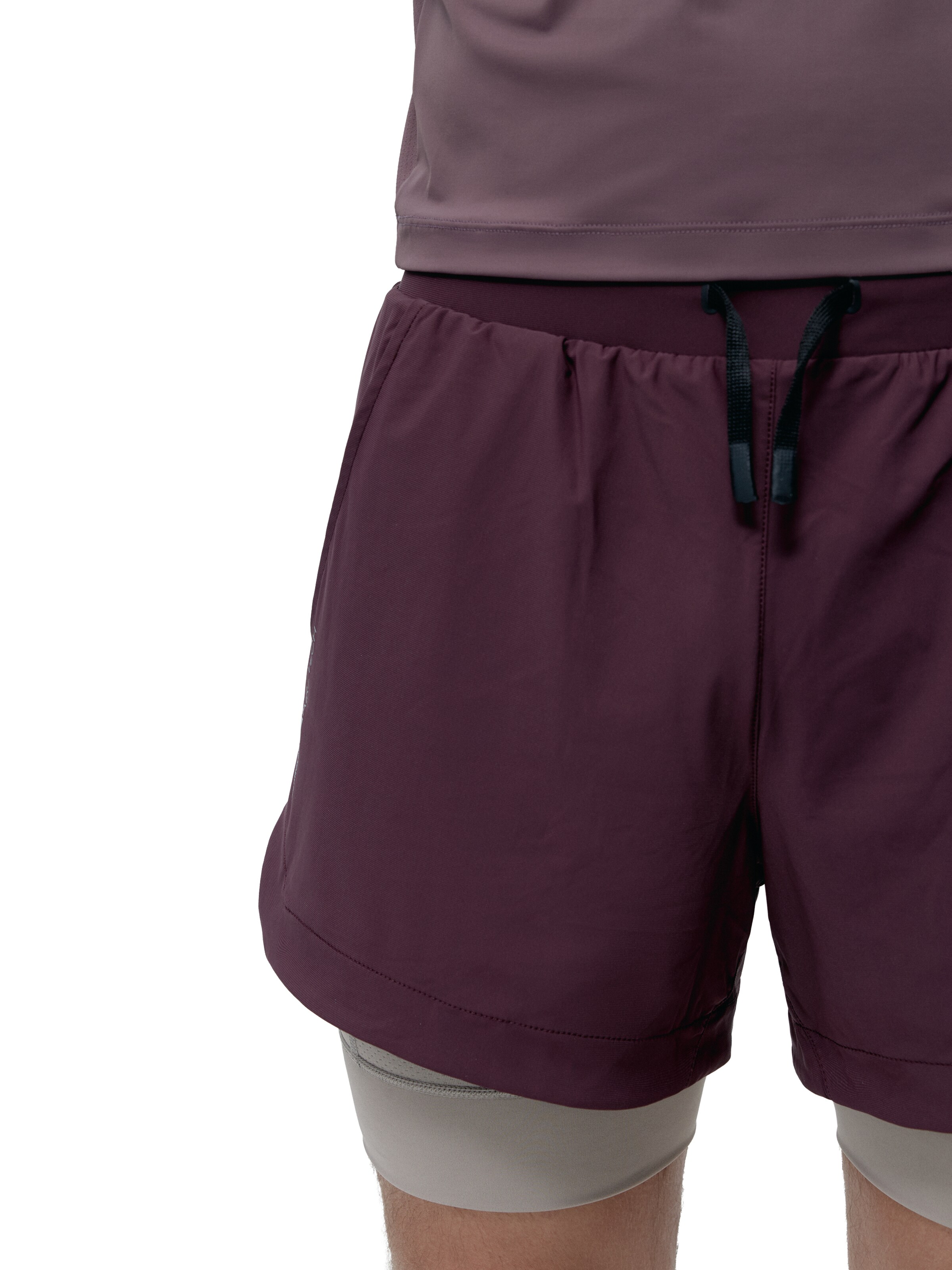 Regular Haut de sport ' Mashu ' Born Living Yoga en rouge