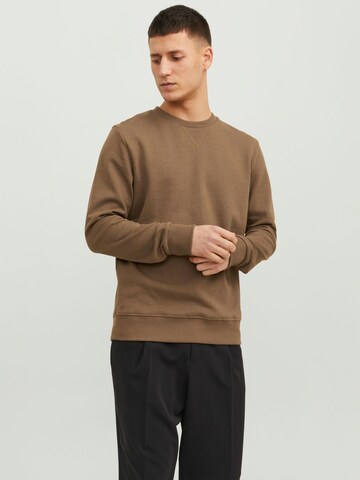 JACK & JONES Sweatshirt 'JJEBasic' in Braun: Vorderseite