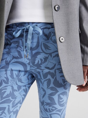 ZABAIONE - Slimfit Pantalón 'Ha44nnaa' en azul