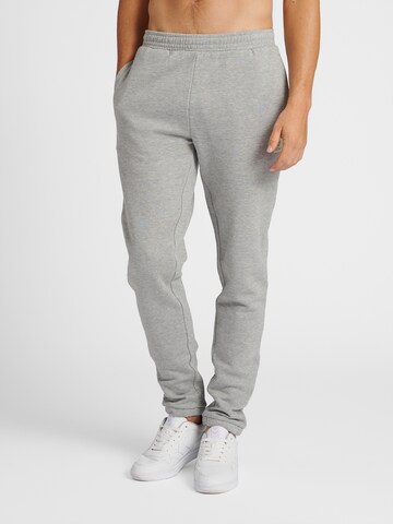 Hummel Slim fit Workout Pants in Grey: front