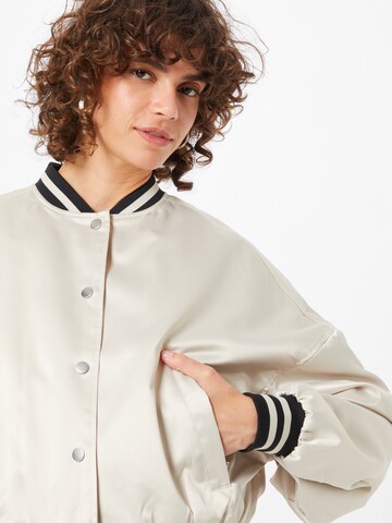 Urban Classics Jacke in Gelb