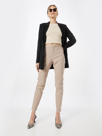 Coupe slim Pantalon 'Vanessa' InWear en gris