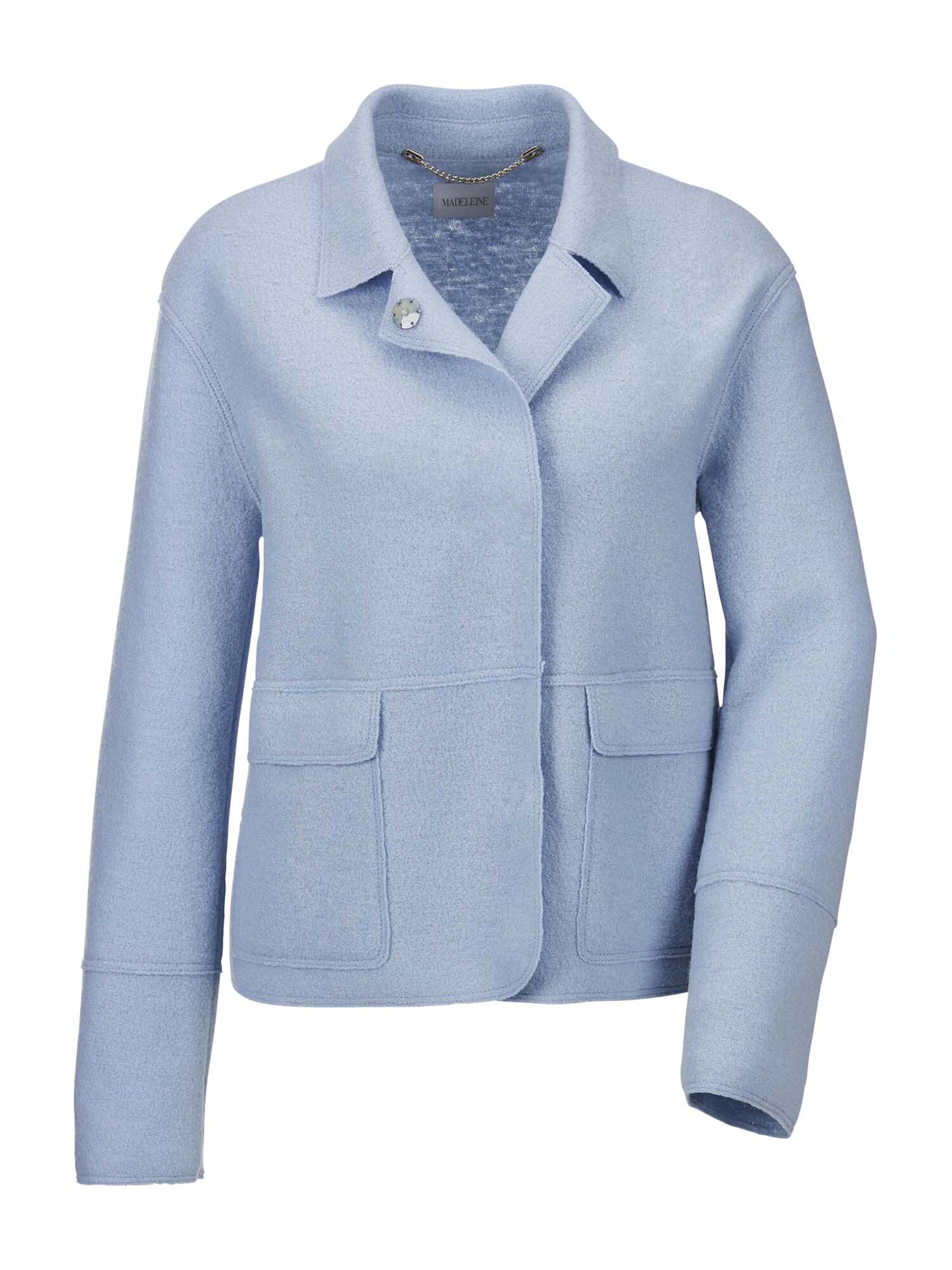 MADELEINE Blazer en bleu clair, Vue avec produit