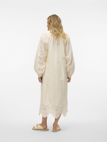 VERO MODA Kjole 'KAT' i beige
