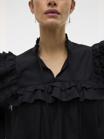 Chemisier 'STINE' VERO MODA en noir