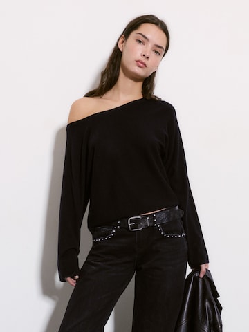 Pull&Bear Svetr – černá: přední strana