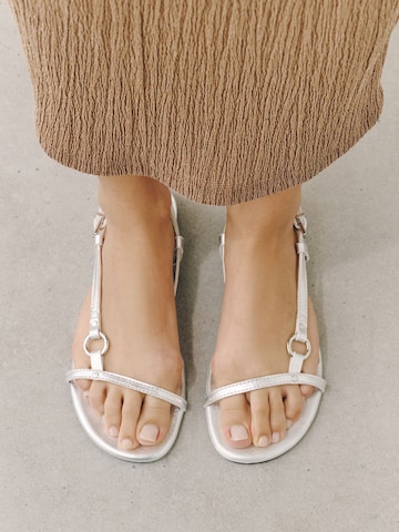 Next Sandalen met riem 'Forever Comfort' in Zilver