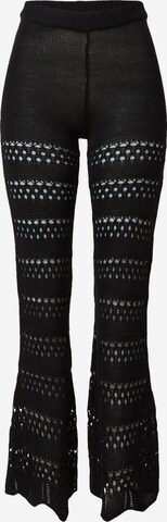 Evazați Pantaloni de la Urban Classics pe negru: față