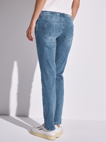 STREET ONE Slimfit Jeansy 'Jane' w kolorze niebieski