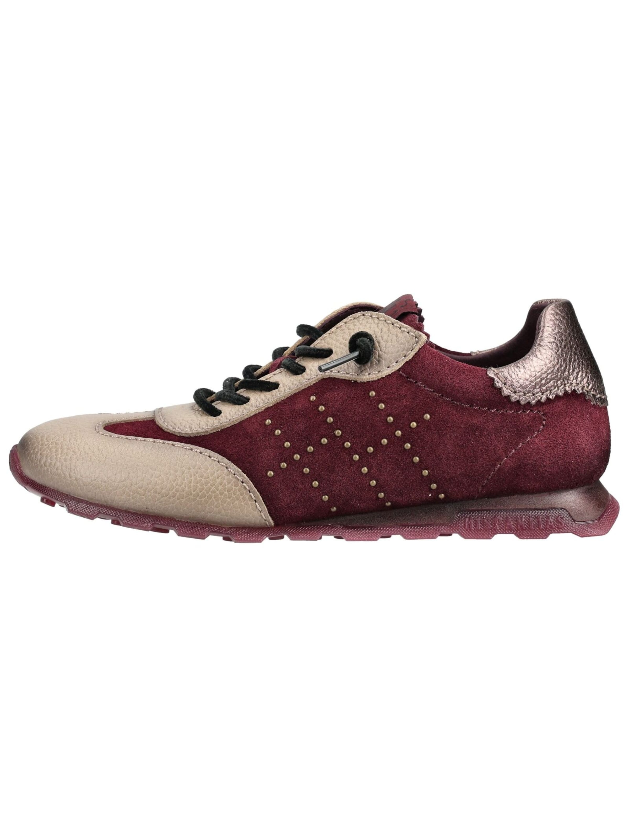 Hispanitas Platform trainers in Red