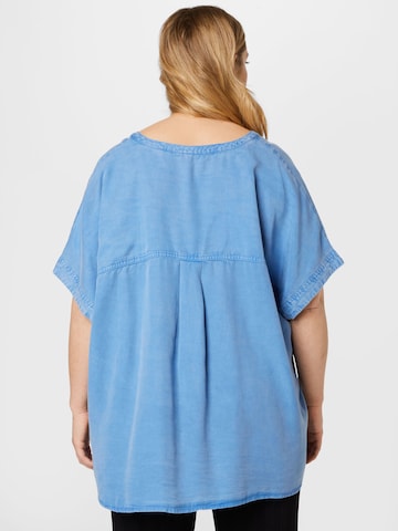 Esprit Curves - Blusa em azul