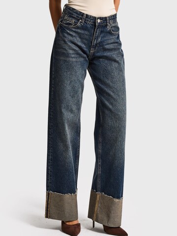 IT'S BASIC Regular Jeans 'Straight Mid Rise Jeans' in Blauw