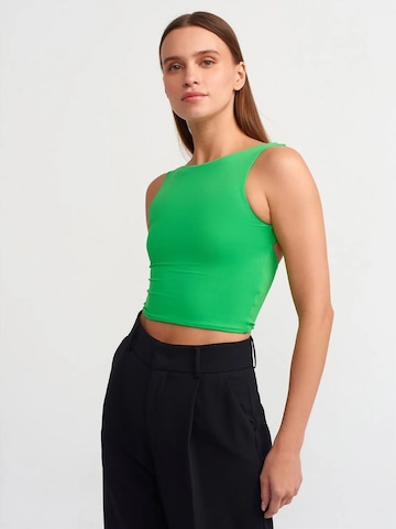 Dilvin Top in Green: front