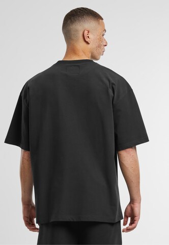 Pequs - Camiseta en negro