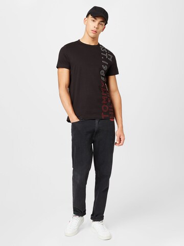 TOMMY HILFIGER T-Shirt in Schwarz