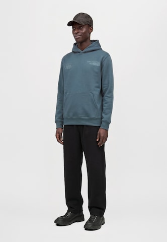 ALPHA INDUSTRIES Sweatshirt in Blue
