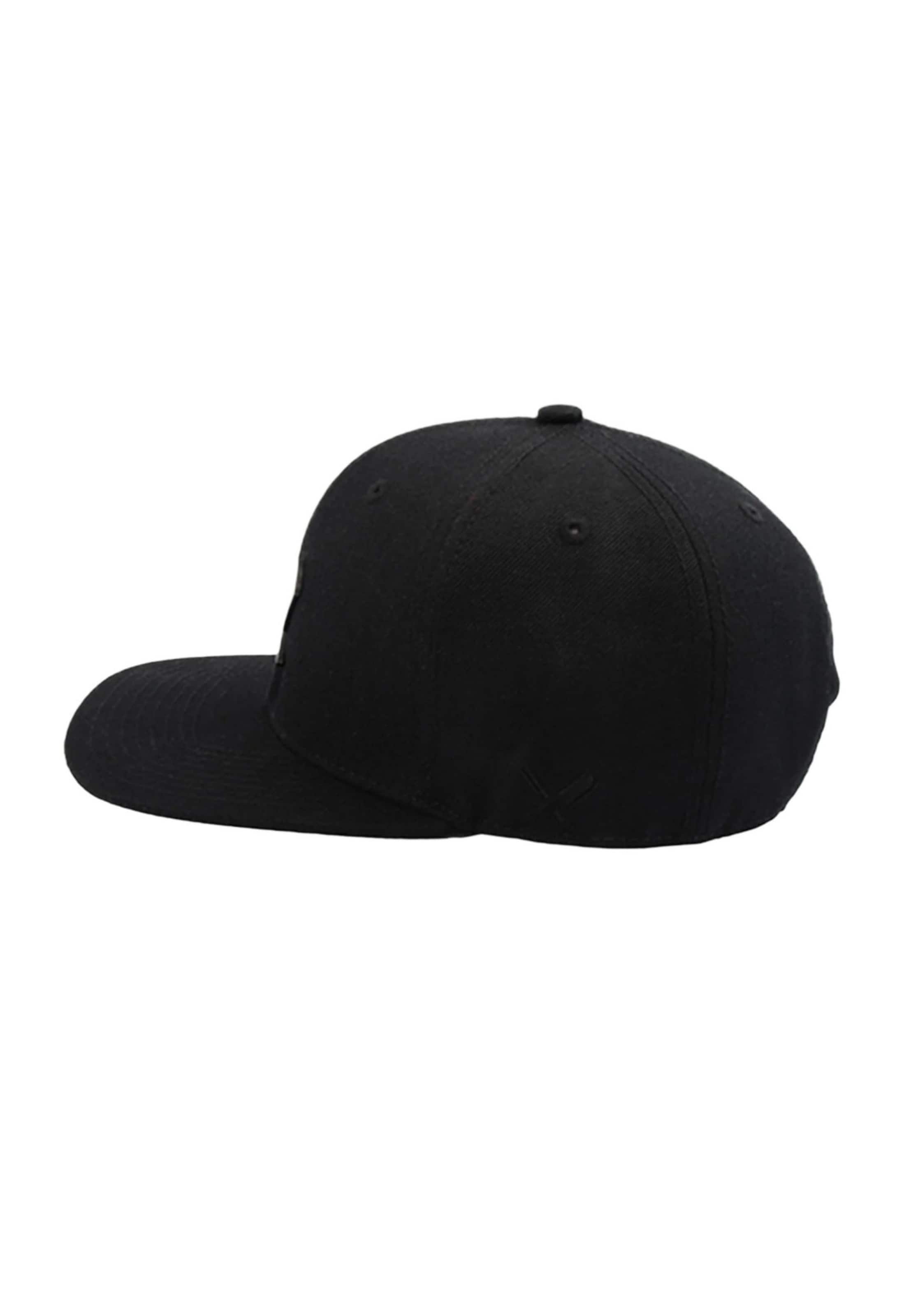 Distorted People Cap in Black