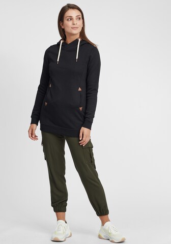 Oxmo Sweatshirt 'Vicky' in Schwarz