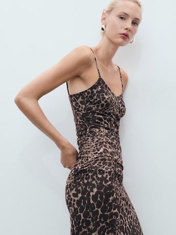 Robe de soirée 'SOFIA' MANGO en marron