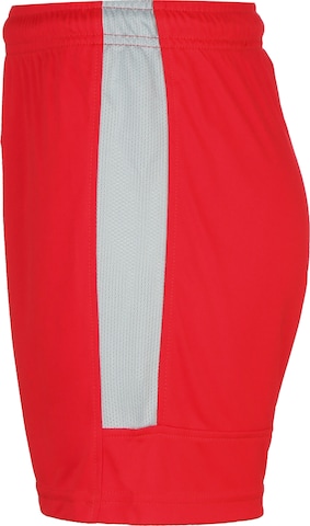 Loosefit Pantaloni sportivi di PUMA in rosso