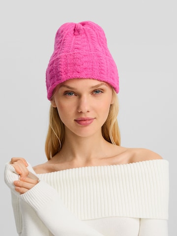 Bershka Beanie in Pink