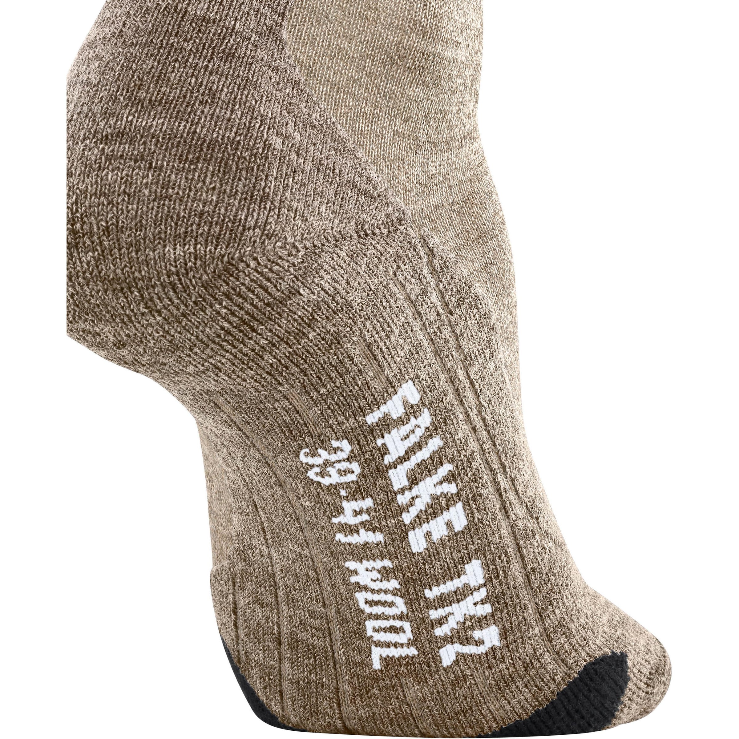 FALKE Athletic Socks in Beige
