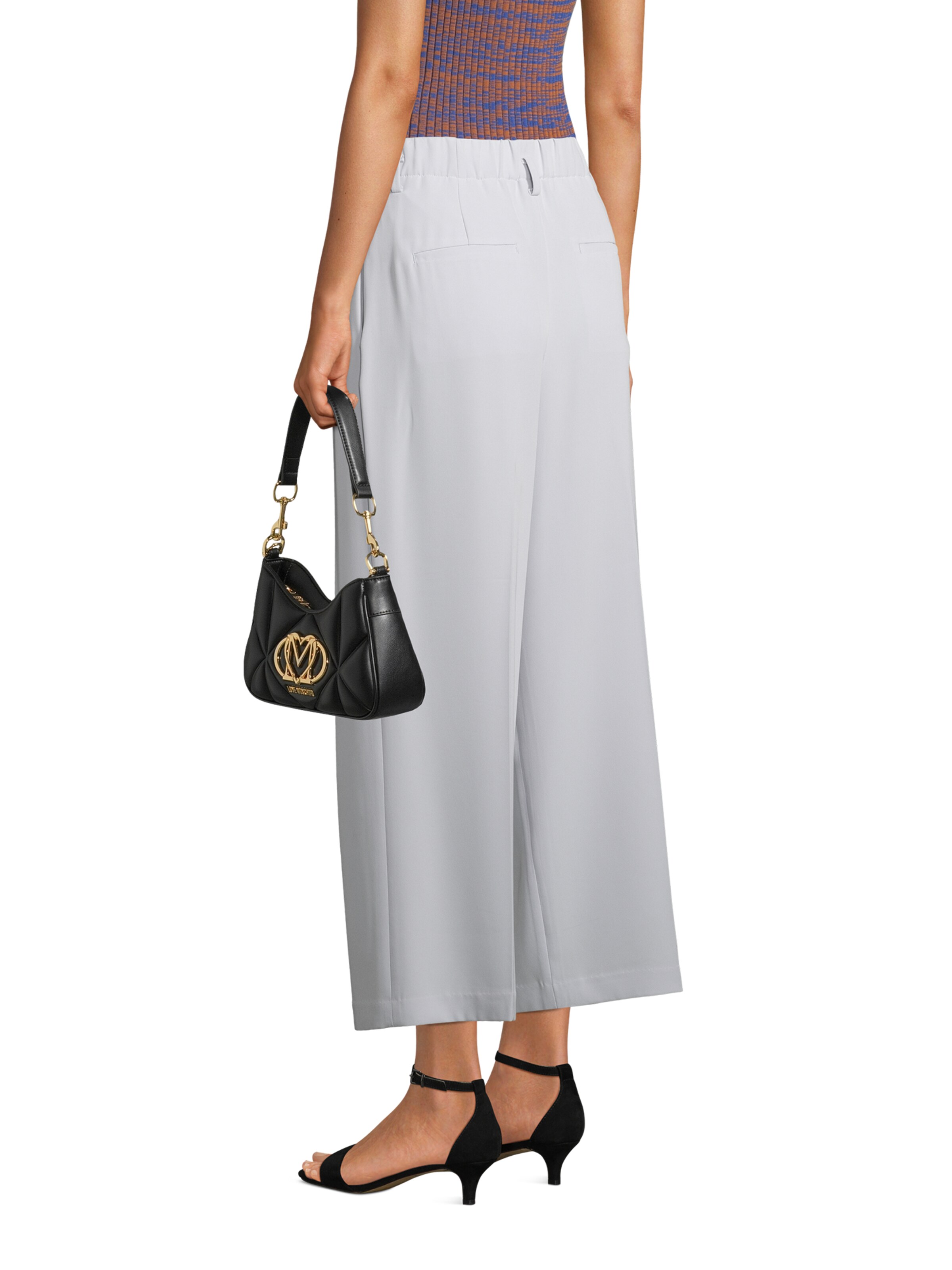 Love Moschino Crossbody Bag in Black: front