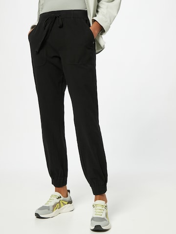 Kaffe Tapered Pants 'Naya' in Black: front