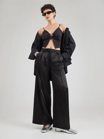 Monki Wide leg Pleat-Front Pants in Black
