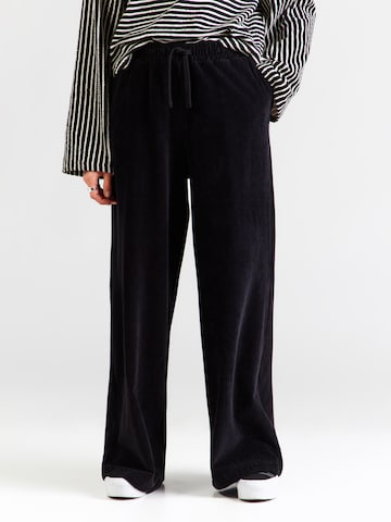 Wide Leg Pantalon 'LEKEITIO' ROXY en noir : devant