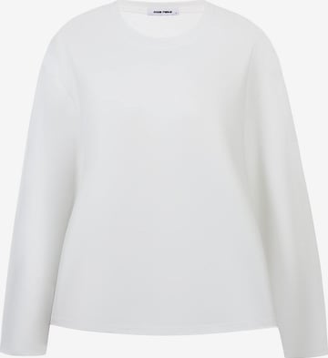 Made Public Shirts 'Alicia 026' i hvid: forside