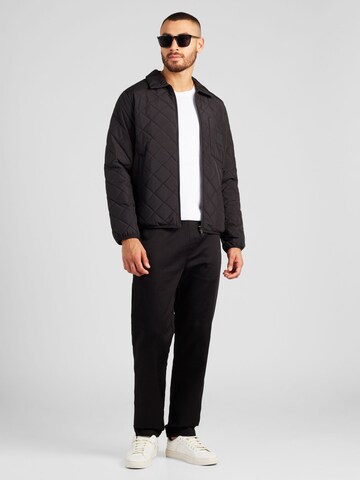 Regular Pantalon 'Gustaw' MAKIA en noir