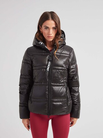 JACK1T Outdoorjas ' R4D Tramline Puffer Racer Lux ' in Zwart: voorkant