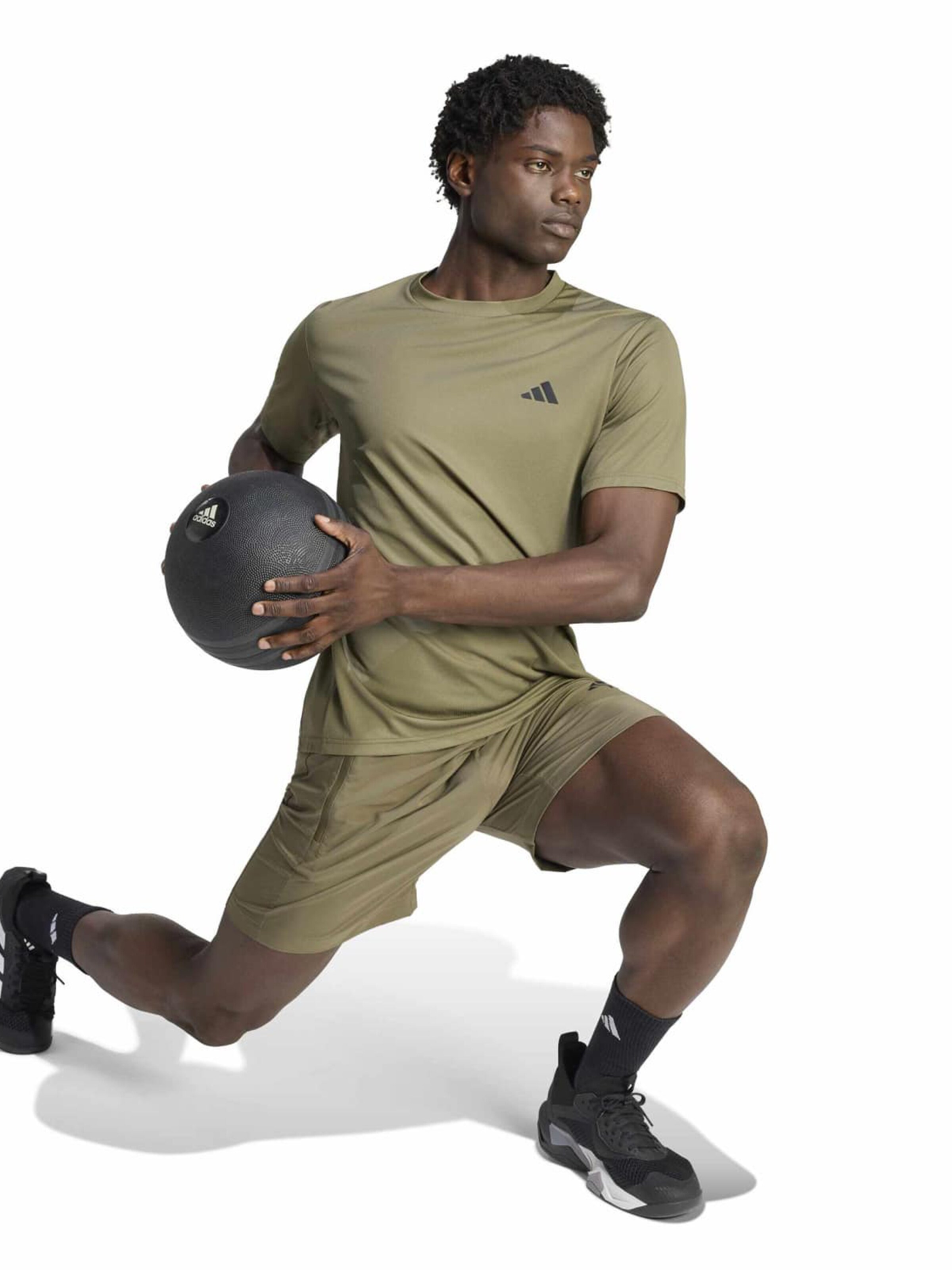 ADIDAS PERFORMANCE Funktionsshirt 'WE' in Grün