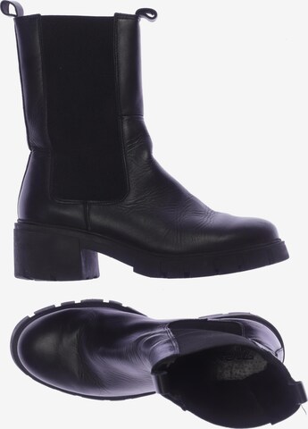 Zign Dress Boots in 39 in Black: front