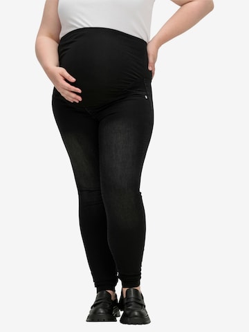 SHEEGO Skinny Jeggings in Black: front