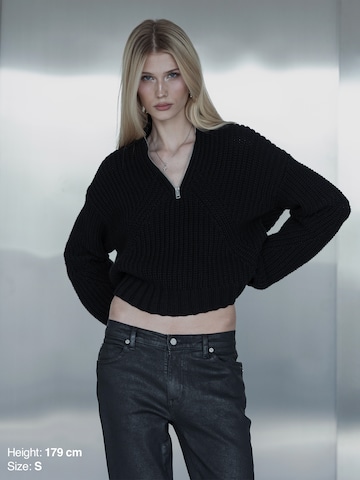 ENRAGE Oversized Sweater in Black: front